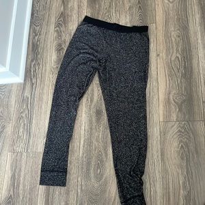 Pink soft leggings never worn